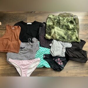 Women's Clothing Bundle: 10 Summer Items 
Dress,Blouse,Tank Top,Crop Top,Size M